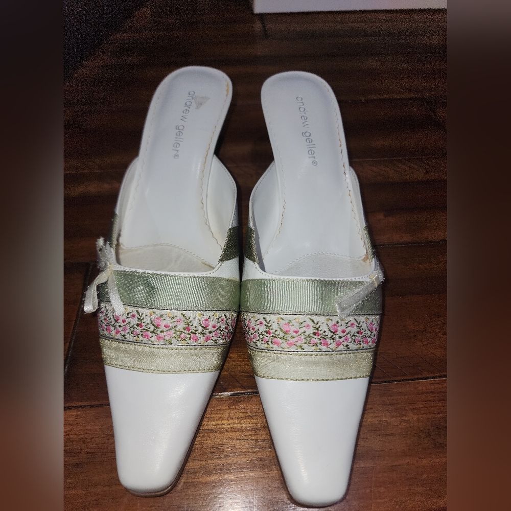 Andrew Geller shoes vocal white